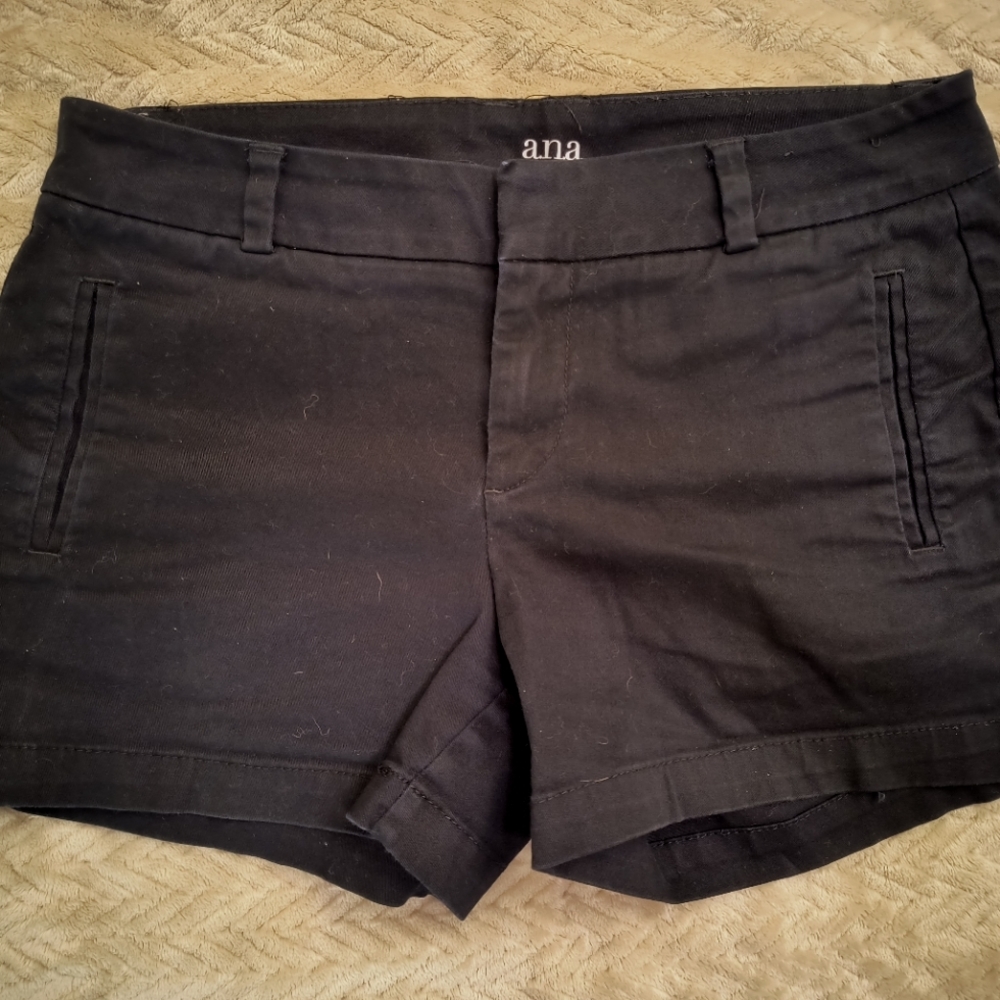 Ana Twill Short Size 4